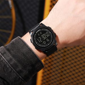 c982ac35-40ff-4e47-8bdf-a348821045fa.jpg Men's Sports Electronic Watch Lightweight Design Large Screen Luminous Student Watch